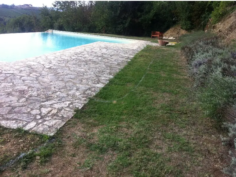 Swimming pool terrace renovation in Collelungo, San Venanzo (TR) - Giovanni Bibaj Renovations (3)