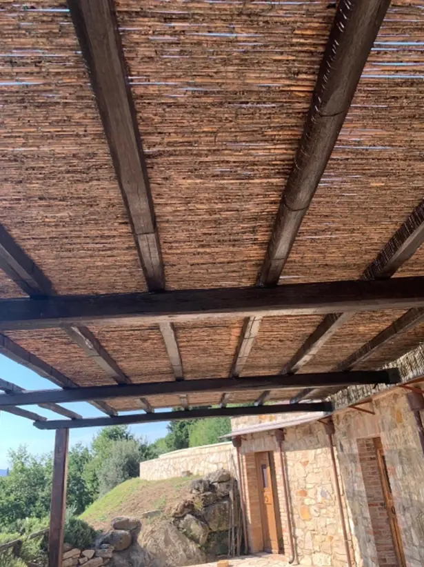 Chestnut and bamboo gazebo in Collelungo, San Venanzo (TR) - Giovanni Bibaj Renovations (7)