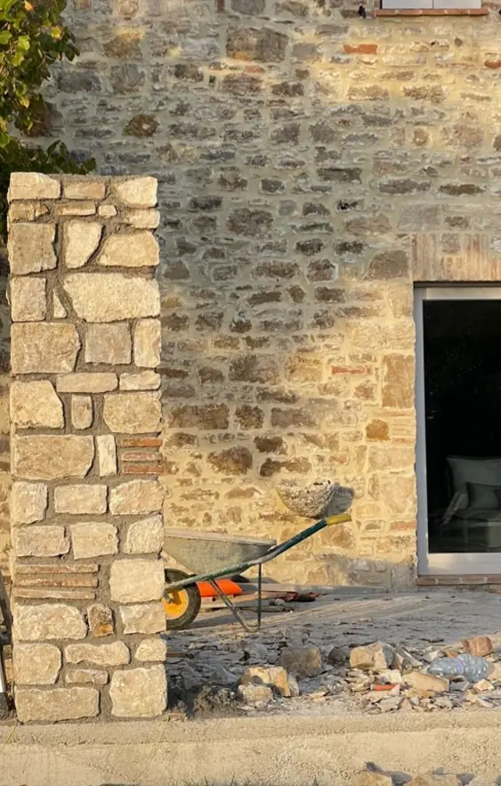 Stone pergola construction in Monte Castello di Vibio (PG) - Giovanni Bibaj Renovations (8)
