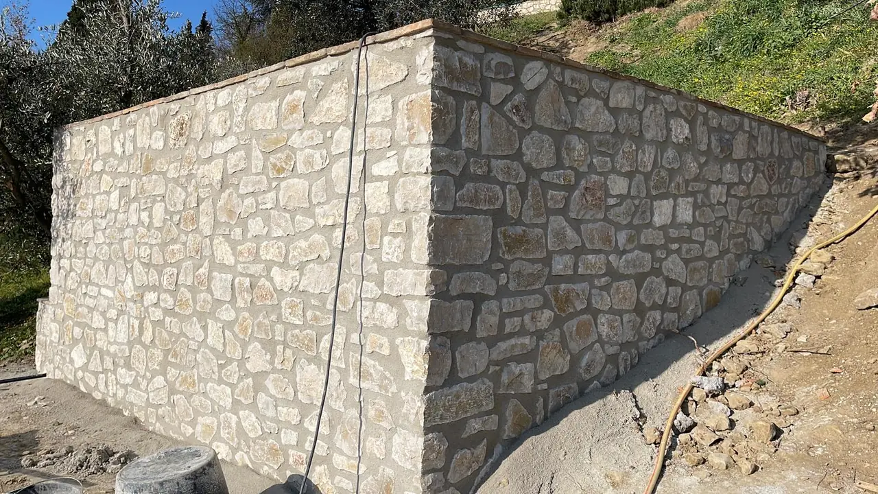 Lavori di muratura e ristrutturazione a Todi, Umbria - Giovanni Bibaj Renovations (10)